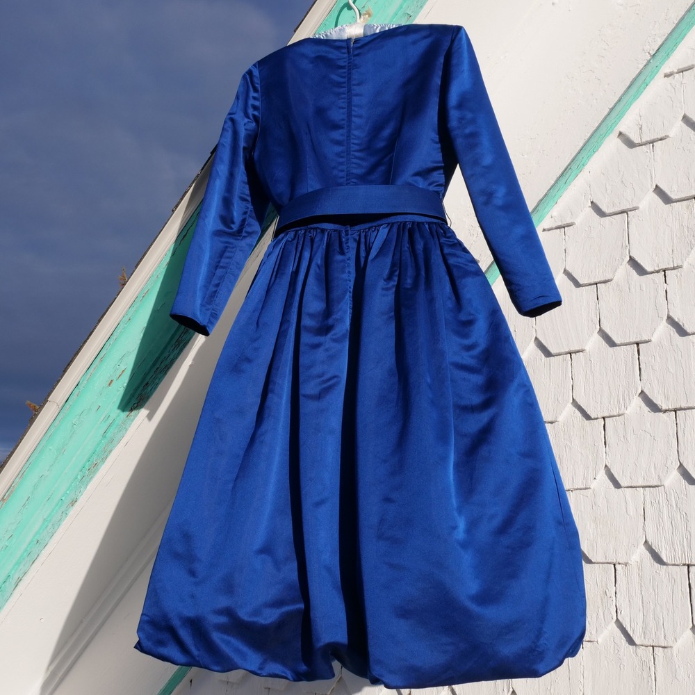 AMAZING 90s William Pearson‎ cobalt blue satin bubble hem cocktail dress - Picture 4 of 8